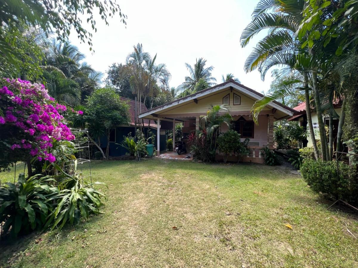 Garden Bungalow Resort Thai Mueang Esterno foto